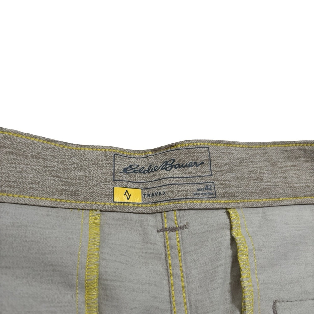Eddie Bauer Travex Shorts Men's 42x10 Beige Quick‎ Dry Travel Hiking Zip Fleece - Picture 7 of 8